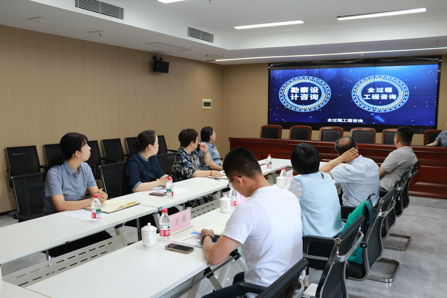 校企交流 共話發(fā)展